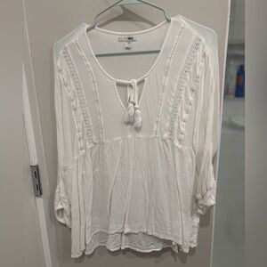 Amuse Society White Women's Blouse with Tassel Detail